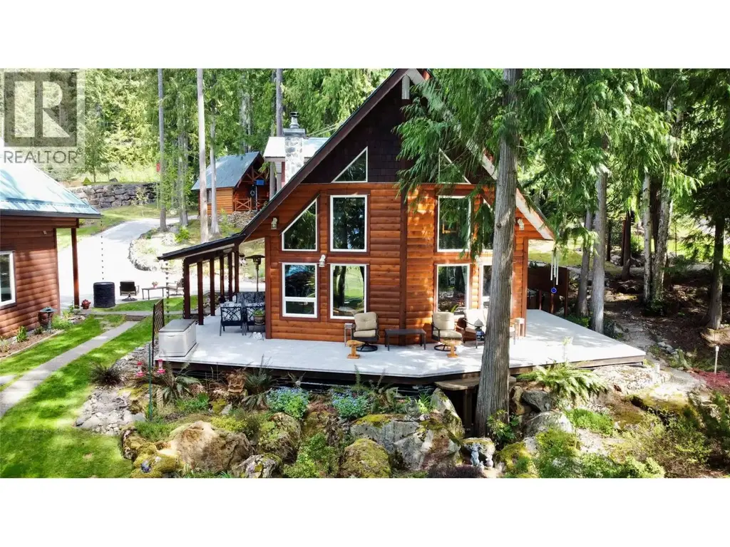 516 Bayview Road, Nakusp